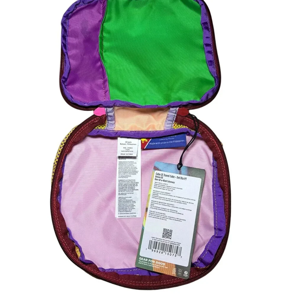 NWT Cotopaxi Cubo 2L Travel Cube Del Día Toiletry Bag Travel Cube Multicolor - Picture 3 of 3